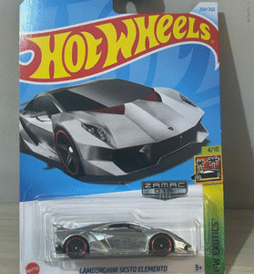 Lamborghini Sesto Elemento