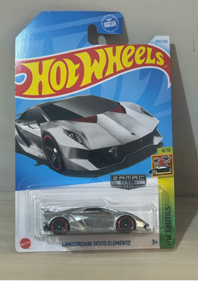 Lamborguini Sesto Elemento