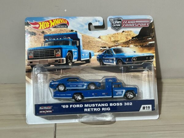 Retro Rig Y '69 Ford Mustang Boss 302