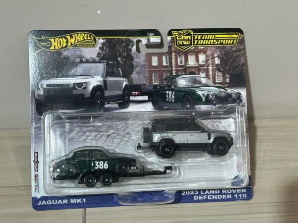 2023 Land Rover Defender 110, HW Rally Trailer Y Jaguar Mk1